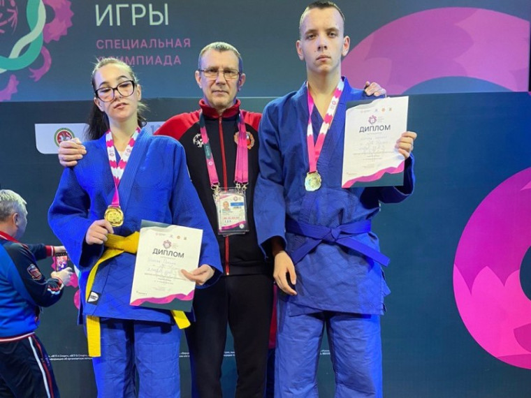 Первые Международные Единые Игры Специальной Олимпиады.